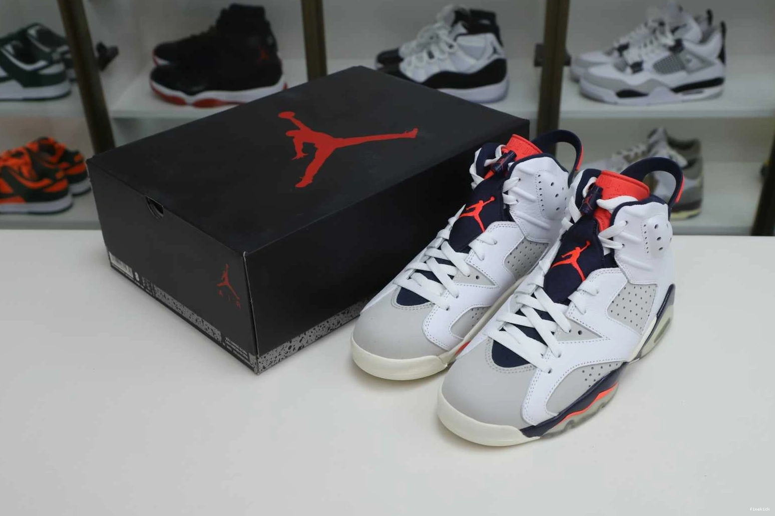 AIR 6 JORDAN RETRO 'TINKER' 1110